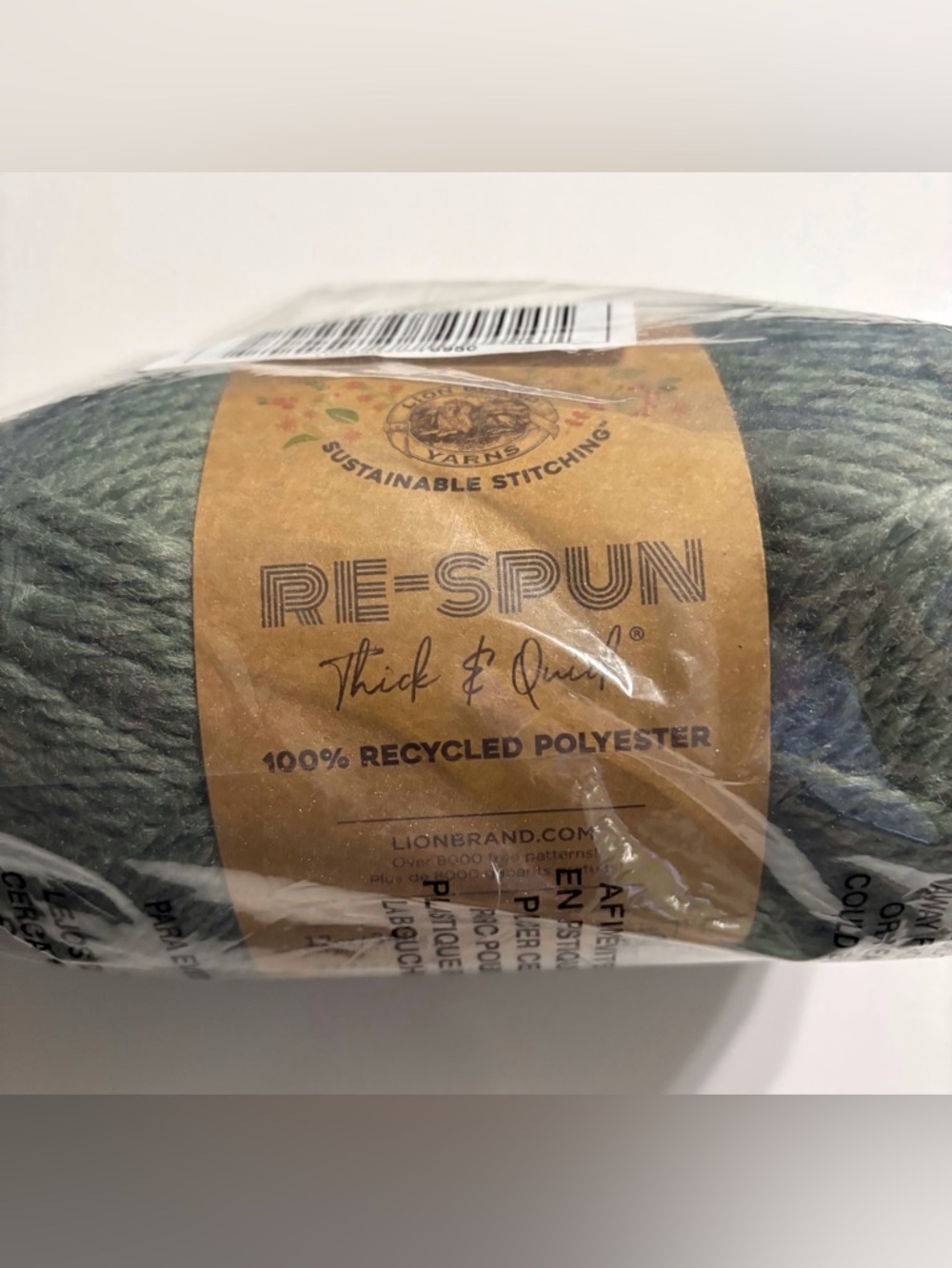 Lion Brand Re-Spun Thick & Quick 100% Recycled Polyester Yarn - Spruce